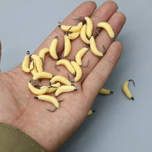 Load image into Gallery viewer, 30PCS Artificial Breadworms Fishing Bait with Hooks Realistic Fake Hooked Worm Bait High Elasticity Rubber Fishing Bait

