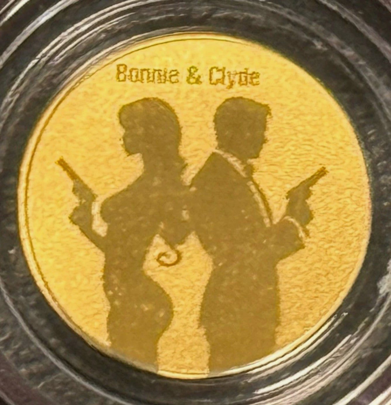 1/1000 Troy oz Niue - Bonnie and Clyde.999 Fine Commemorative Gold Coin in Assay