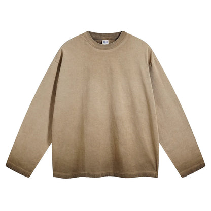 Long-sleeved t-shirt with bottom color
