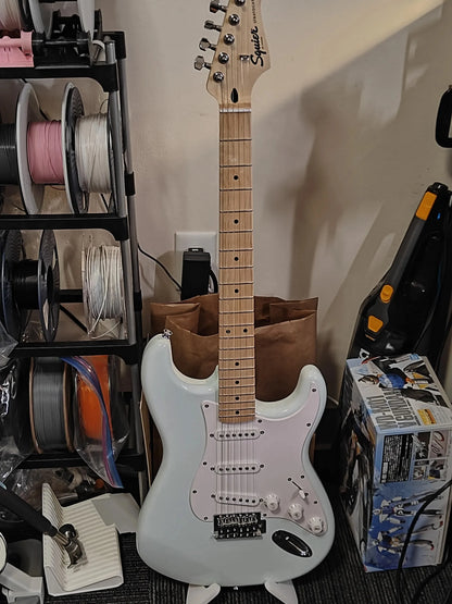 1 Piece Guitar Stand, Musical Instrument Protection, Convenient Storage, Suitable for All Types of Guitar