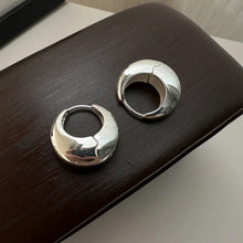 Load image into Gallery viewer, 925 Sterling Silver Earrings For Women Trendy Simple Circle Handmade Earring Jewelry Prevent Allergy Party Accessories
