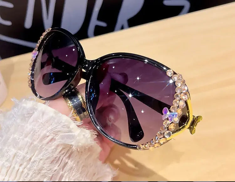 New Fashion Brand Sunglasses 2025 Women Luxury Design Sun Glasses Bling Rhinestone Gradient Lens  Eyeglasses for Female UV400