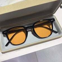 Load image into Gallery viewer, New Vintage Square Sunglasses Women Men Luxury Brand Small Round Sun Glasses Female Small Eyewear Oculos De Sol for Male Female
