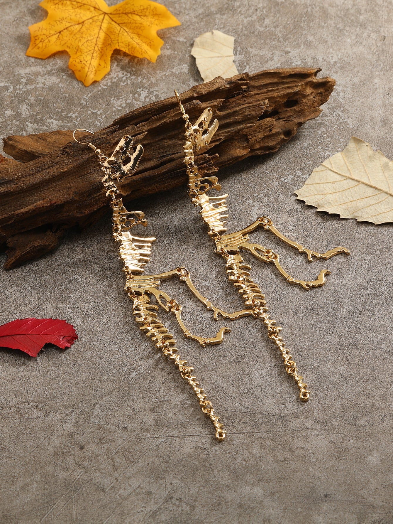 Unique Dinosaur Skeleton Drop Earrings - Vintage-Inspired, Golden Ancient Silver Color, Creative Design, Dangle Earrings for Women, Statement Jewelry, Fashion Accessories