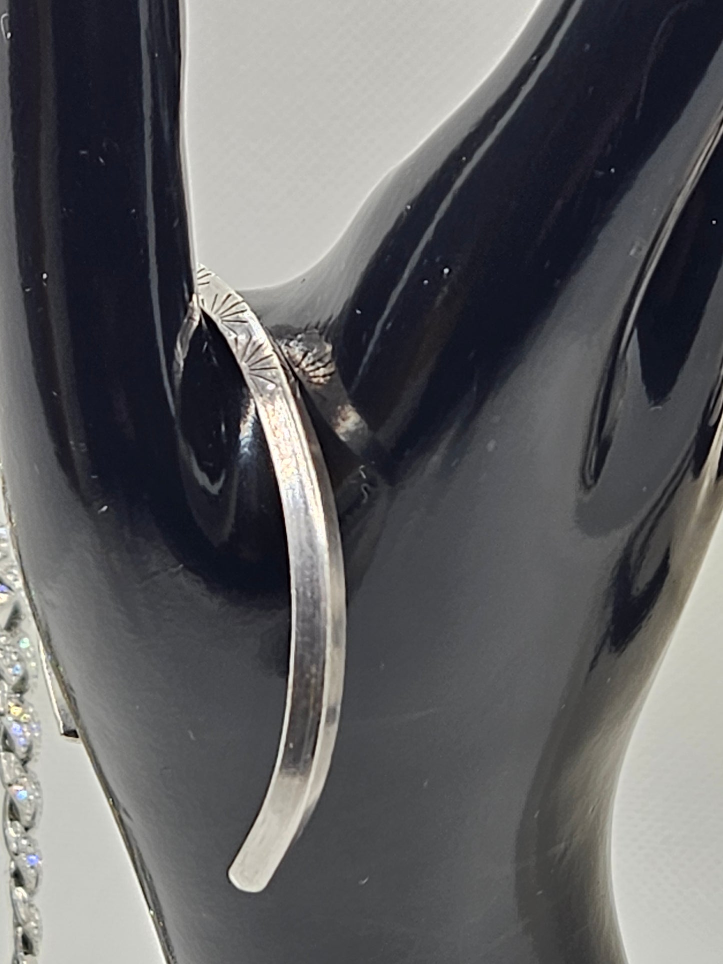 Native American Vintage Sterling Silver Jewelry Cuff w/ Indian Symbol Bracelet