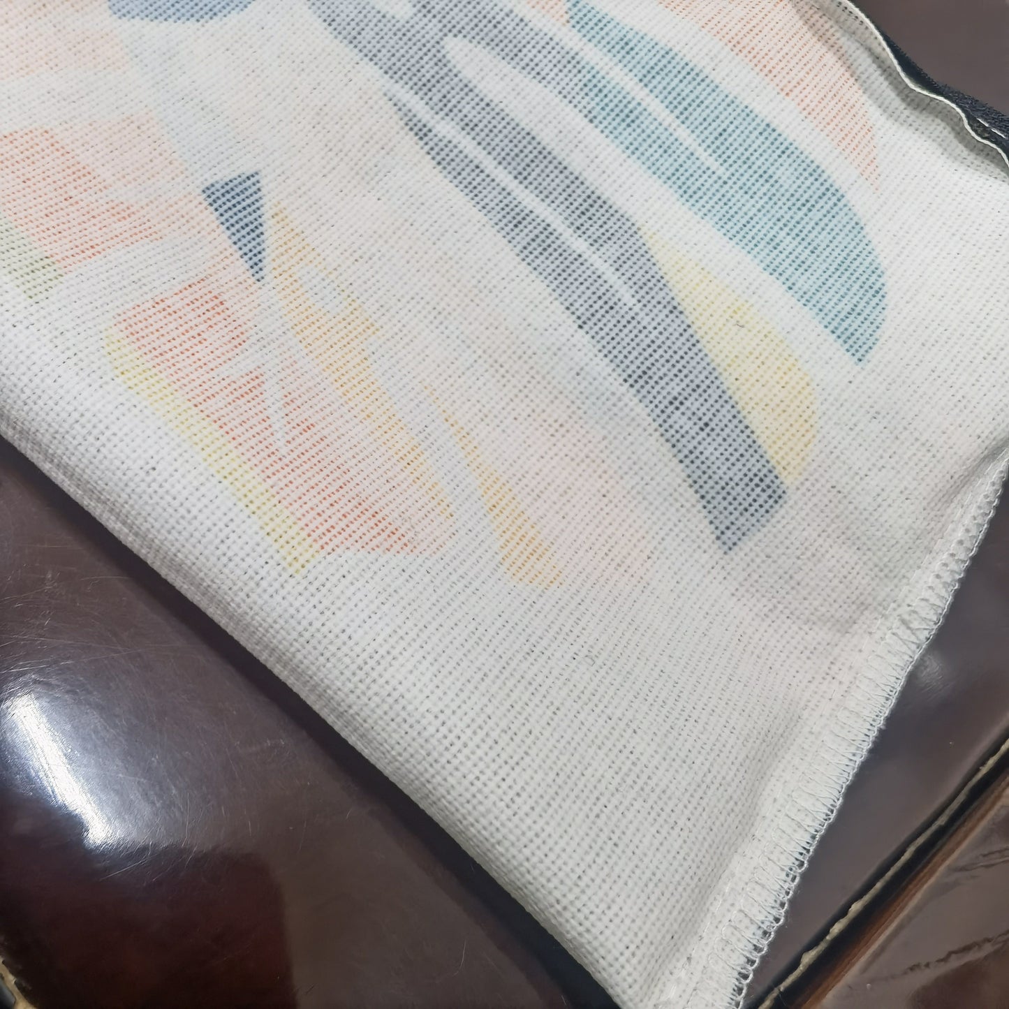 Vibrant African Print Women'S Shoulder Bag - Spacious & Durable, Ideal For Beach, Shopping & Groceries - Leak-Proof Polyester Tote With Wrist Strap, Perfect Gift For Her