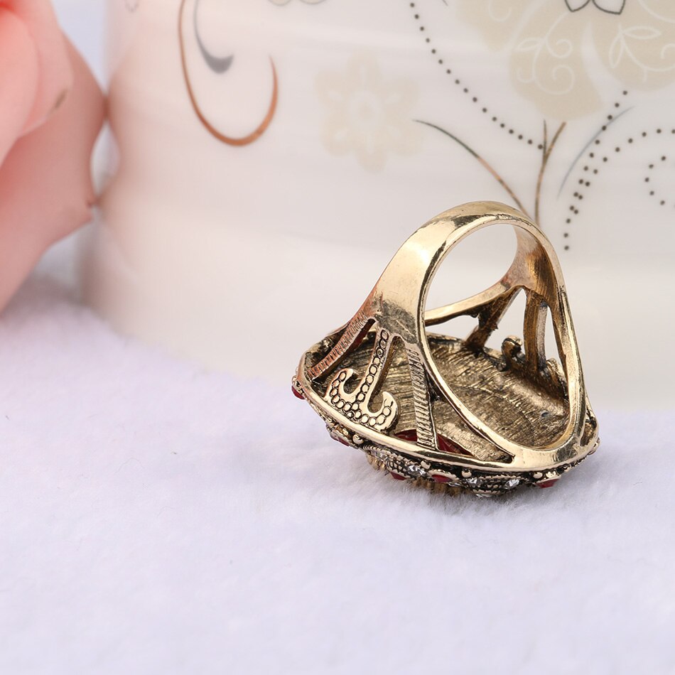 Vintage Indian Style Jewelry Boho Big Red Stone Ring Luxury Crystal Antique Look Gold Plated Diamond Wedding Rings For Women