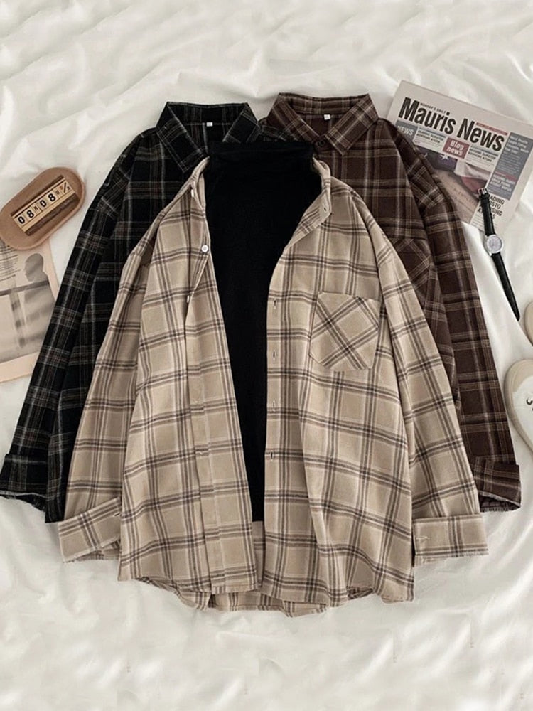 Vintage Style Womens Plaid Shirts Autumn Long Sleeve Oversize Button Up Tops Loose-Wear Casual Fall Outwear Femme Shirts