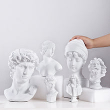 Load image into Gallery viewer, World Famous Statue Retro Art Resin Head Skull Sculpture Sketch Model David Moliere Home Decoration Accessories Modern Figurine
