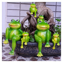 Load image into Gallery viewer, 2pcs/Set Cute Resin Sitting Frogs Statue Outdoor Garden Store Decorative Frog Sculpture For Home Desk Garden Decor Ornament
