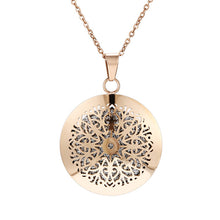 Load image into Gallery viewer, Womens Aromatherapy Diffuser Locket Perfume Essential Oil Necklace Stainless Steel Locket with Felt Pads For Woman

