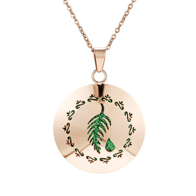 Womens Aromatherapy Diffuser Locket Perfume Essential Oil Necklace Stainless Steel Locket with Felt Pads For Woman