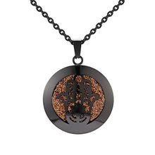 Load image into Gallery viewer, Womens Aromatherapy Diffuser Locket Perfume Essential Oil Necklace Stainless Steel Locket with Felt Pads For Woman
