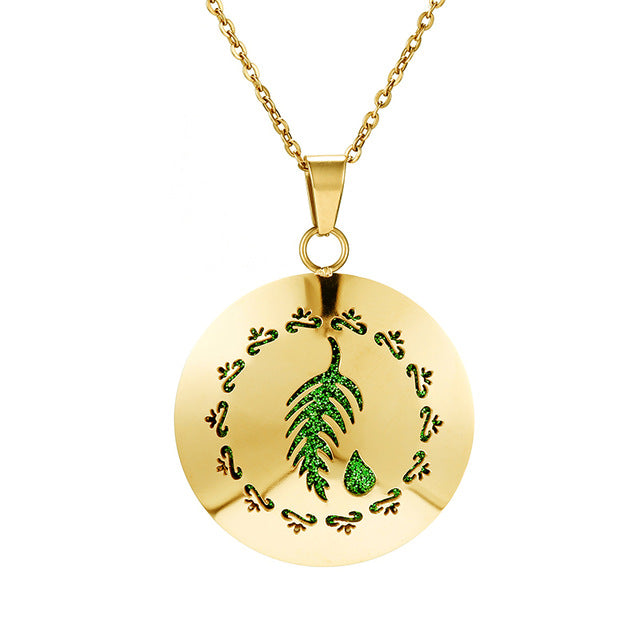 Womens Aromatherapy Diffuser Locket Perfume Essential Oil Necklace Stainless Steel Locket with Felt Pads For Woman